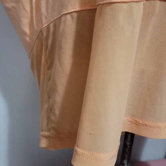 Diadore Top - Picture 2 of 12